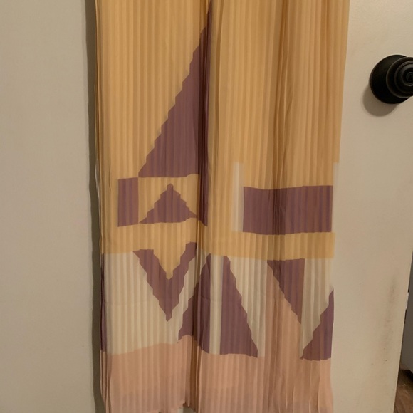 Long pleated yellow French Connection dress - Picture 3 of 6